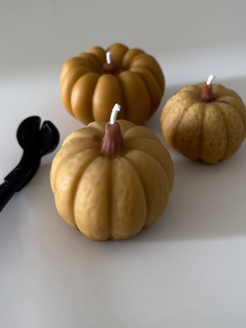 MINI PUMPKIN CANDLE SET